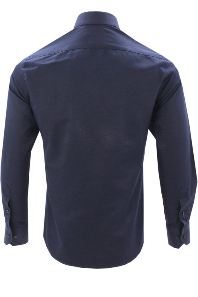 Мужская темно-синяя рубашка slim fit с длинным рукавом без карманов, 67% хлопок, 33% полиэстер, подходит для стильного образа — изображение 4