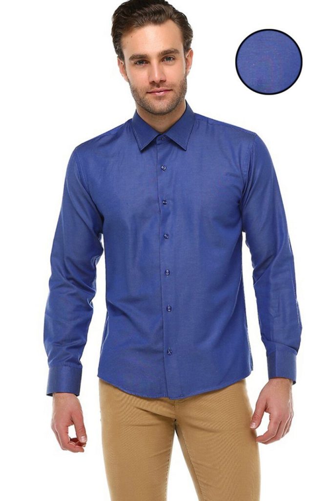 Мужская темно-синяя прямая slim fit рубашка с длинным рукавом и одним карманом