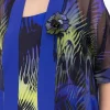Элегантное платье для полных с атласным эффектом и шифоновым кардиганом в фиолетовом цвете, идеально для особых случаев — изображение 7