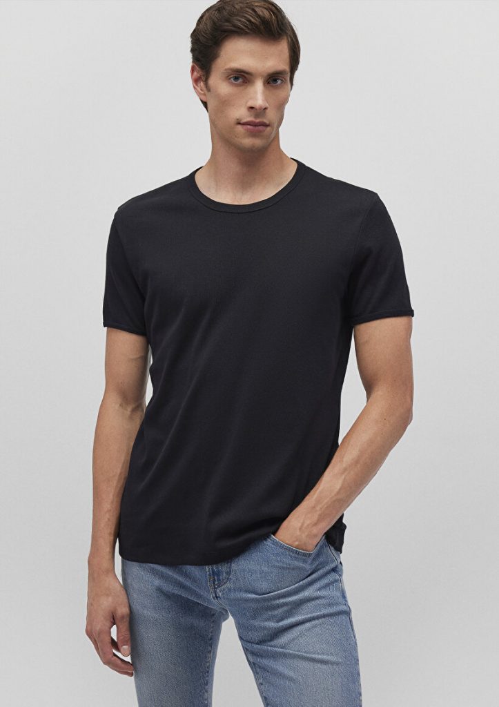 Черная футболка с рибаной, 100% хлопок, slim fit, короткий рукав, супер мягкая ткань, подходит как основный слой