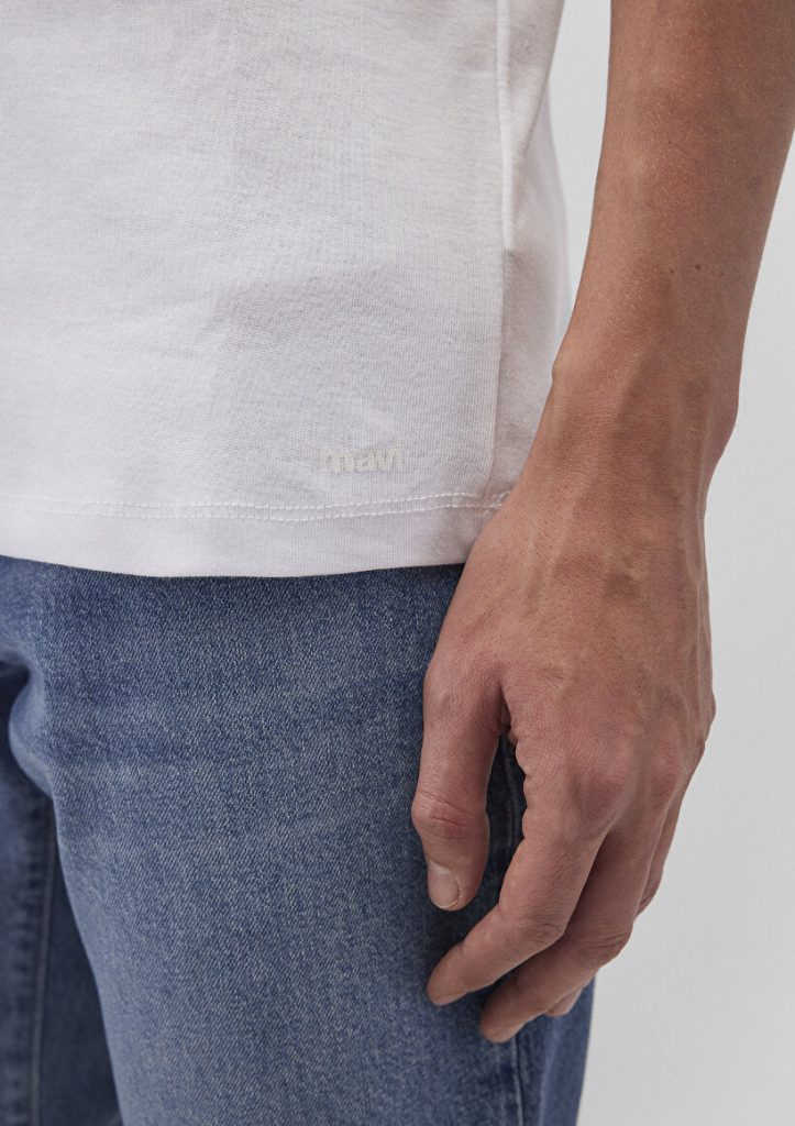 Белая футболка с рибаной, 100% хлопок, Slim Fit, круглый вырез, короткий рукав, Super Soft ткань, доступные размеры S-XXL — изображение 5