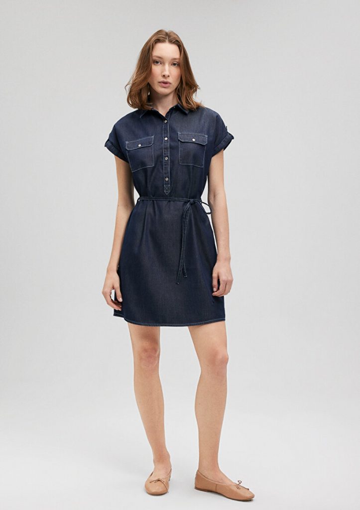 Джинсовое платье Barbara Gold Klasik Rinse от MAVI с поясом и карманами, устойчивый TENCEL™ для комфорта и дыхания тканей, размеры S, XS, L, M — изображение 3