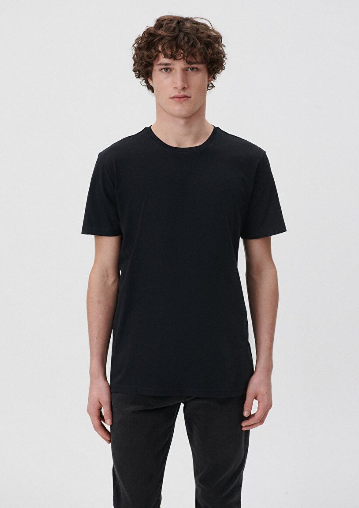 Черная футболка из органического хлопка MAVI, 100% органический материал, slim fit, короткий рукав, круглый вырез, экологически чистая продукция — изображение 3