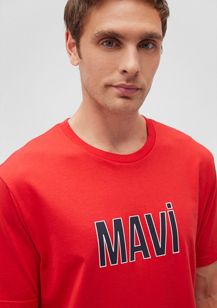 Красная футболка с логотипом Mavi из 100% хлопка, доступна в размерах S, M, L, XL, XXL, XS — изображение 5