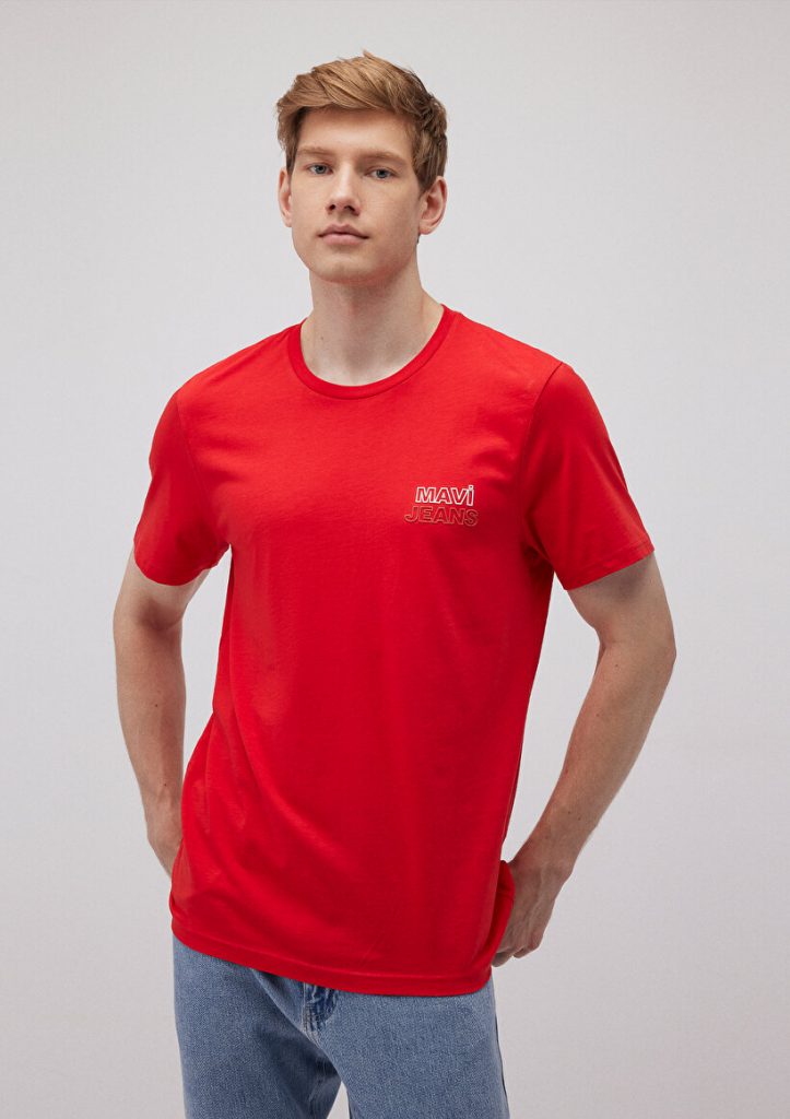 Красная футболка с принтом Mavi Jeans из 100% хлопка, доступна в размерах S, M, L, XL, XXL, стильный логотип в коллекции