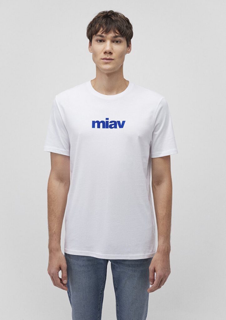 Футболка белая с принтом Miav от Mavi, 100% хлопок, поддержите заботу о животных с нашим стильным дизайном — изображение 3
