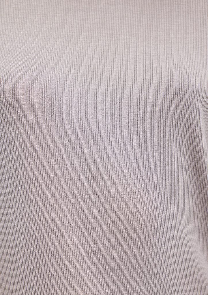 Футболка Lux Touch TENCEL TM серого цвета с обычным кроем, короткими рукавами и округлым вырезом, комфортный материал из 92%Modal и 8%Эластана — изображение 6