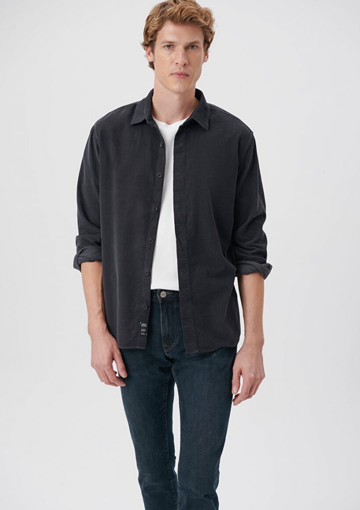 Серая рубашка Mavi из коллекции Black, свободный крой, ткань Tencel, без пуговиц, стильный и timeless дизайн для городского мужчины