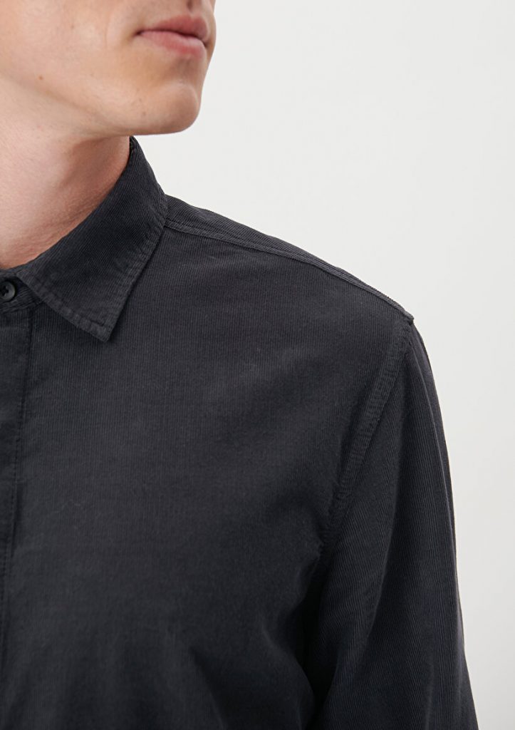 Серая рубашка Mavi из коллекции Black, свободный крой, ткань Tencel, без пуговиц, стильный и timeless дизайн для городского мужчины — изображение 4