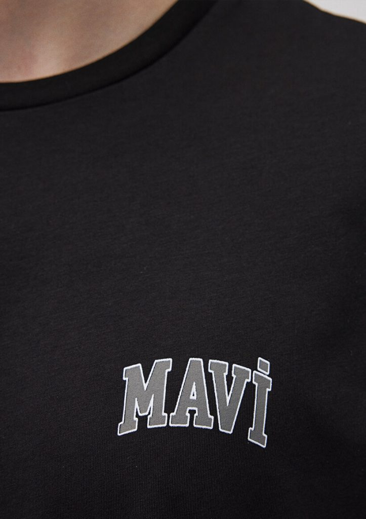 Футболка черного цвета с логотипом Mavi из 100% хлопка, доступна в размерах S, M, L, XL, XXL, XS — изображение 7
