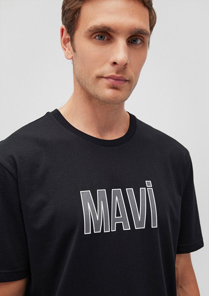 Черная футболка с логотипом Mavi из 100% хлопка, доступна в размерах S, M, L, XL, XXL — изображение 5