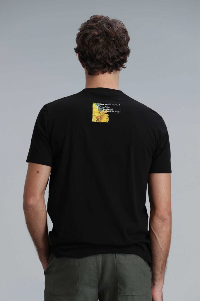 Современная графическая футболка June черного цвета размера S, M, L, XL, XXL, 3XL, XS — изображение 6