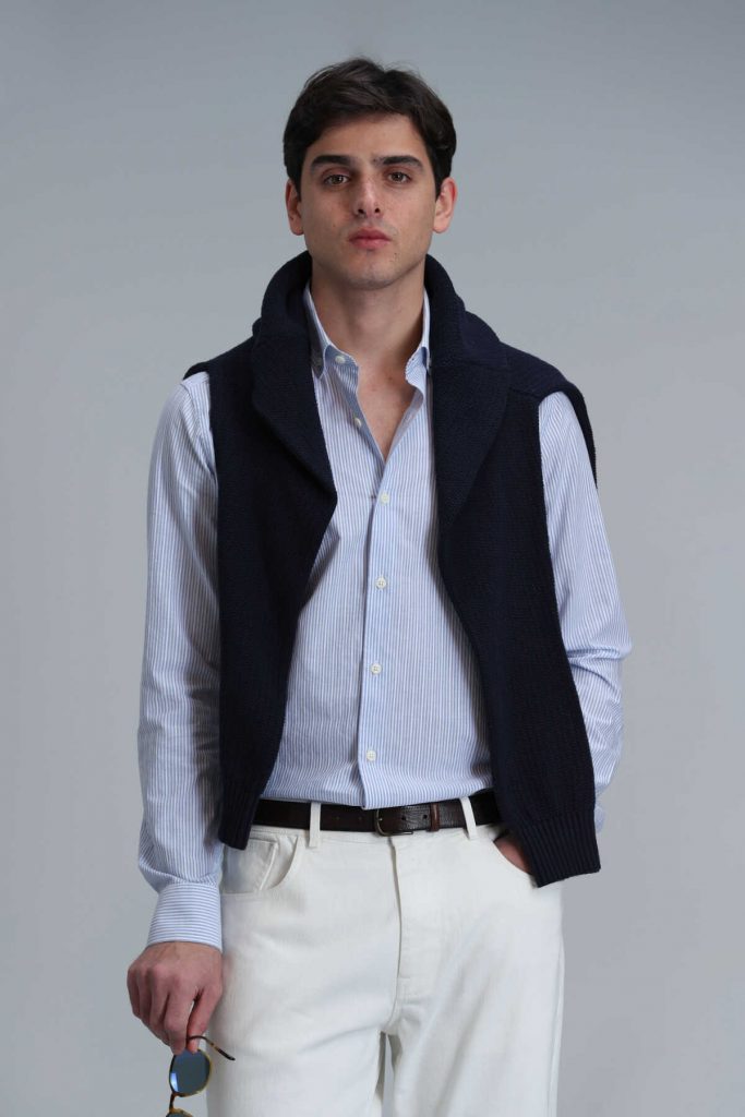 Удобная классическая мужская рубашка Varda Slim Fit синего цвета, доступные размеры S, M, L, XXL