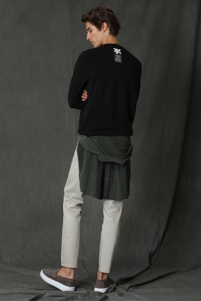 Черная мужская футболка с длинным рукавом Blend, доступна в размерах S, M, L, XL, XXL — изображение 3