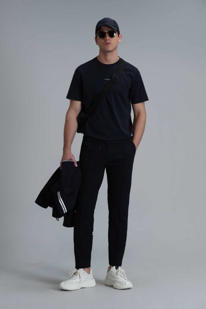 Современная графическая футболка Antony, тёмно-синяя, размеры XL, 3XL, M — изображение 2