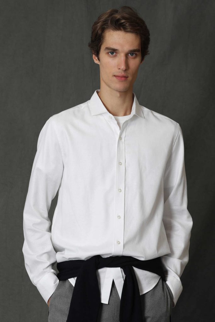 Мужская базовая рубашка Viana Comfort Slim Fit белая, доступные размеры: S, M, L, XL, XXL — изображение 4