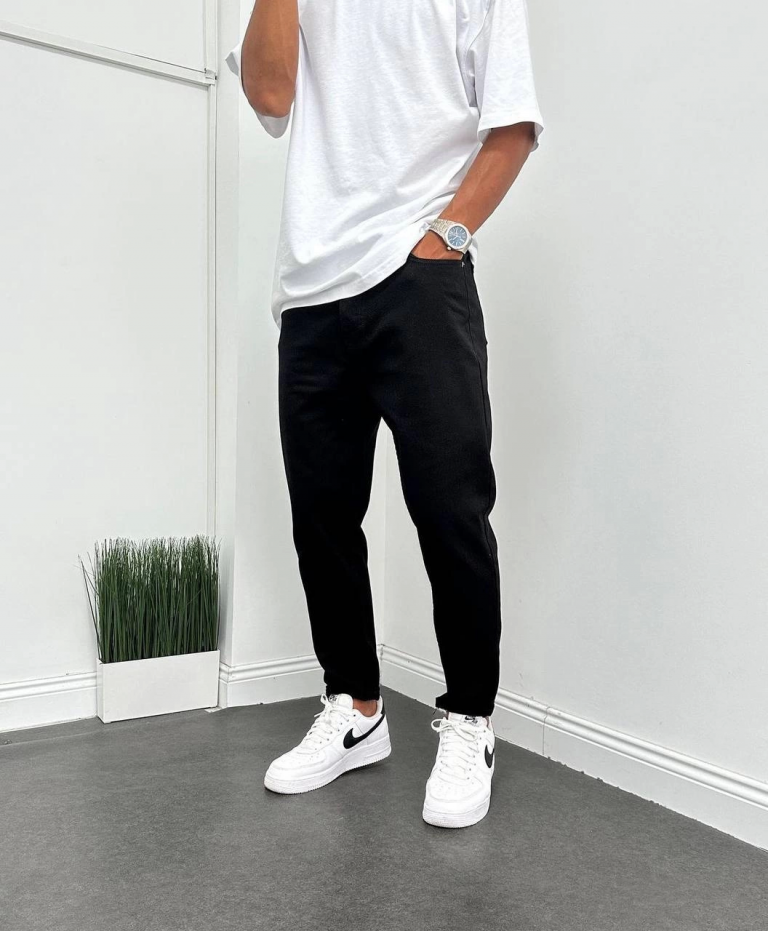 Темные мужские джинсы без лайкры slim fit, подходит для весов 65-70 кг, стильный дизайн и аккуратная стирка