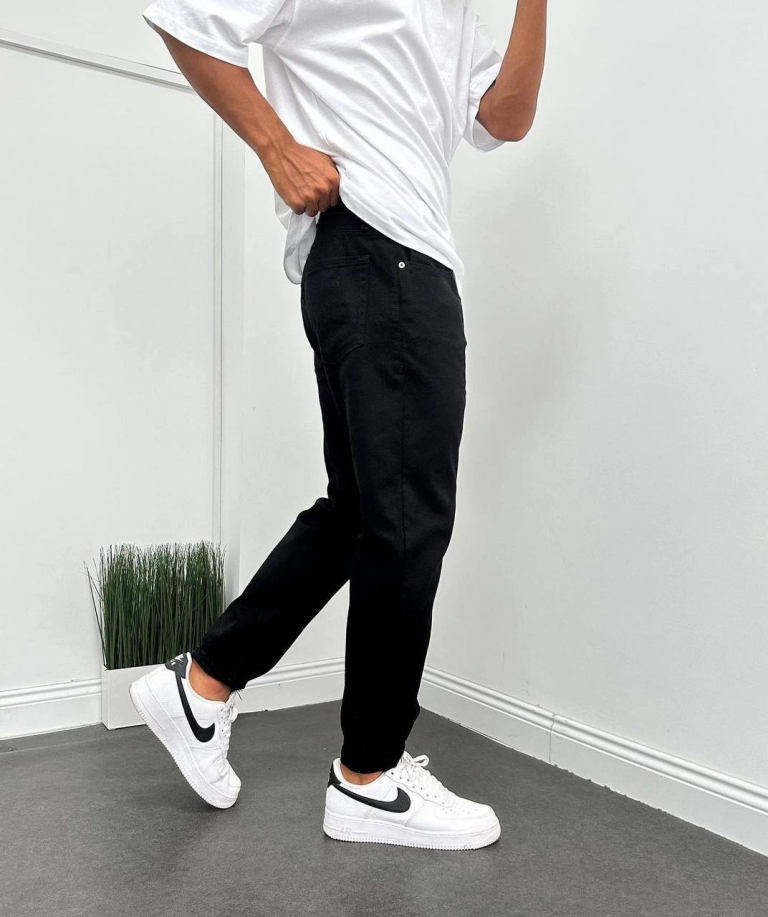Темные мужские джинсы без лайкры slim fit, подходит для весов 65-70 кг, стильный дизайн и аккуратная стирка — изображение 2