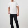Мужская белая футболка с печатью Dynamic Fit, 100% хлопок, короткий рукав, стильный дизайн, доступные размеры S, M, L, XXL — изображение 4