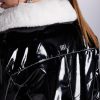 Куртка Bria черная с пушистыми деталями, молния, кроп, из лаковой кожи, размер XS — изображение 6