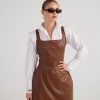 Мини-платье Larissa из веганской кожи коричневого цвета с квадратным вырезом и застёжкой на молнии, размер XS, отражает современный стиль — изображение 3