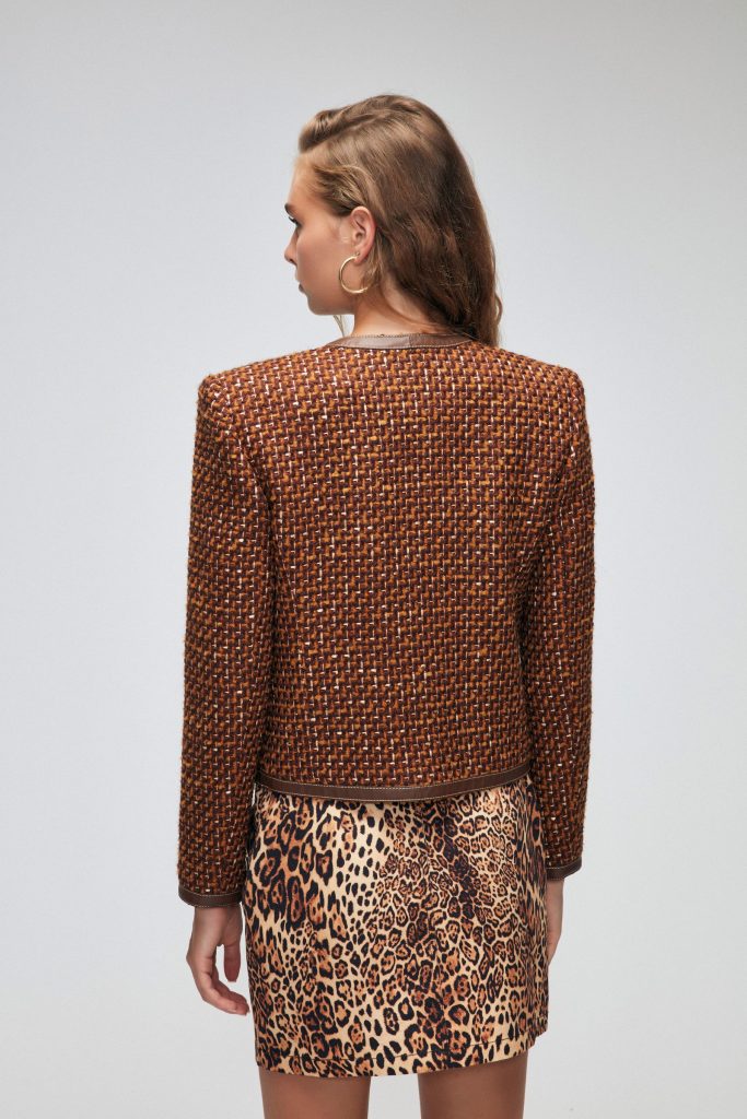 Куртка с кожаными деталями Kahve Moda Tutkusu, модели 119M1974001LMB, стильный фасон, акрил, шерсть, в разные размеры 40-48 — изображение 4