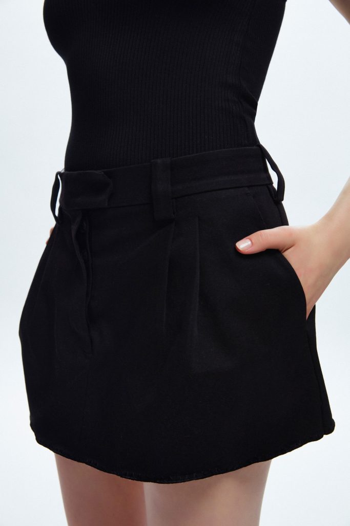 Черная юбка Moda Tutkusu с вискозной подкладкой, 98% хлопок, 2% эластан, машинная стирка при 30°C, размеры 34-42 — изображение 5