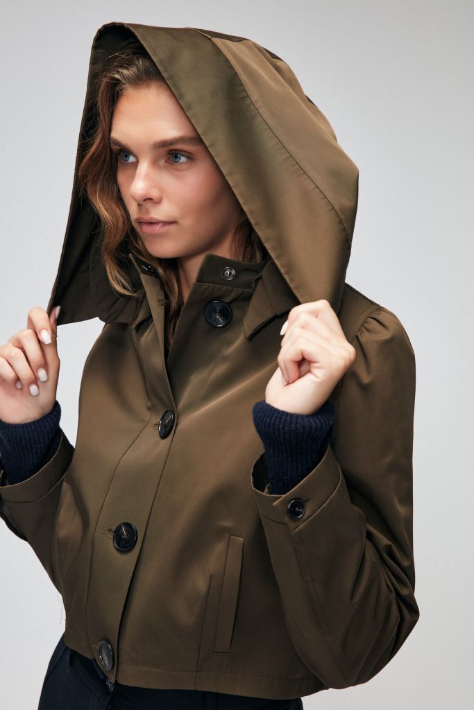 Короткий тренчкот Haki Moda Tutkusu с капюшоном, пуговицами и боковыми карманами, 100% полиэстер, повседневный стиль, размер 40-44