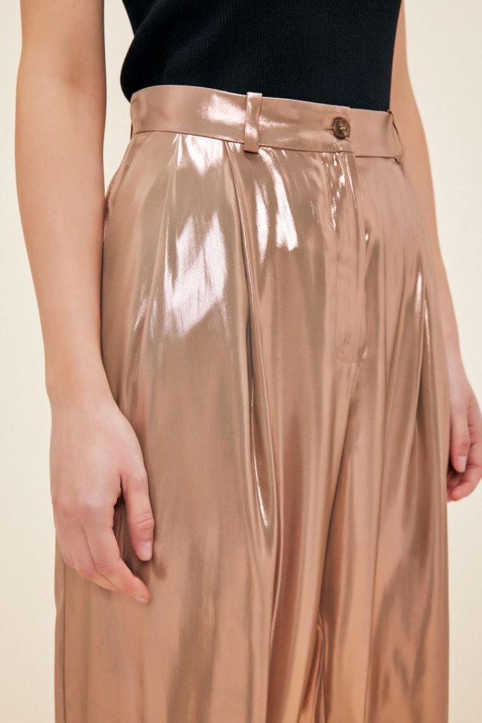 Промодная блестящая брюки Gold Moda Tutkusu из 100% переработанного полиэстера, удобная посадка, средней высоты талия, подходит для дневного и вечернего образа