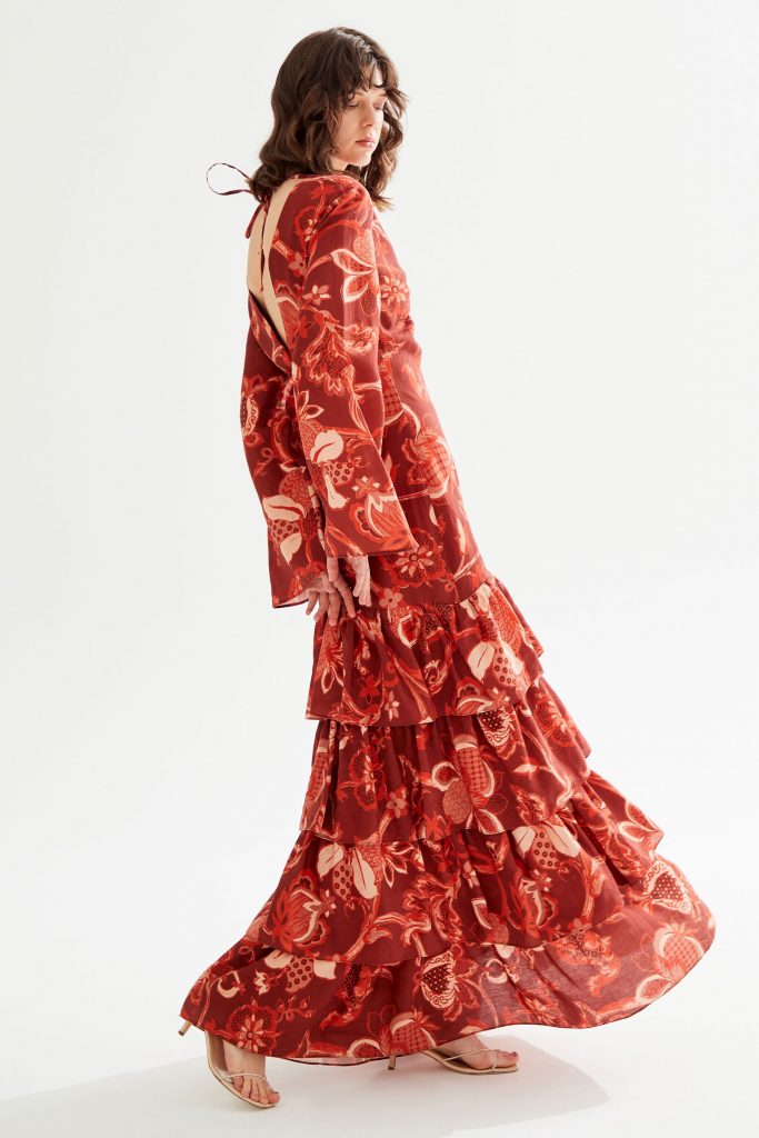 Коричневое платье с длинным рукавом и разрезами от Moda Tutkusu, цветочный узор, V-образный вырез, 36 размер, стильное и комфортное — изображение 3