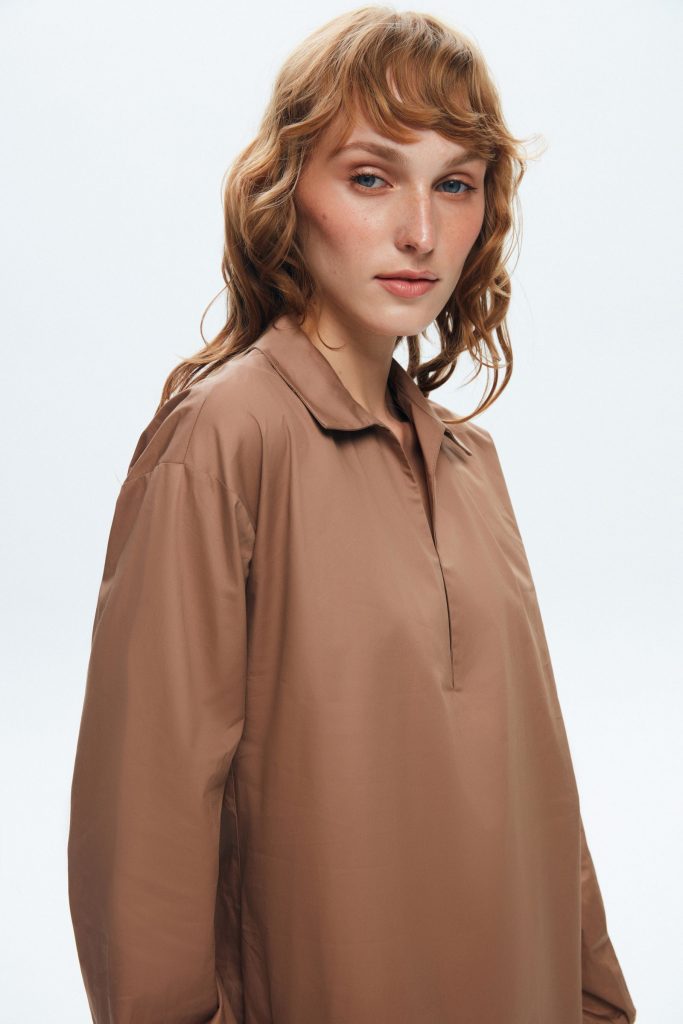 Элегантное платье V-образным вырезом Vizon Moda Tutkusu из 100% хлопка, размеры 34 и 40, подходит для стирки в машине — изображение 9