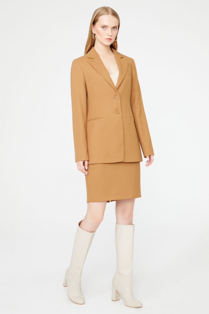 Куртка Blazer с карманами Camel от MAVI, 64% полиэстер, 34% вискоза, 2% эластан, долгое рукава, размер S-XXL, элегантный стиль — изображение 2