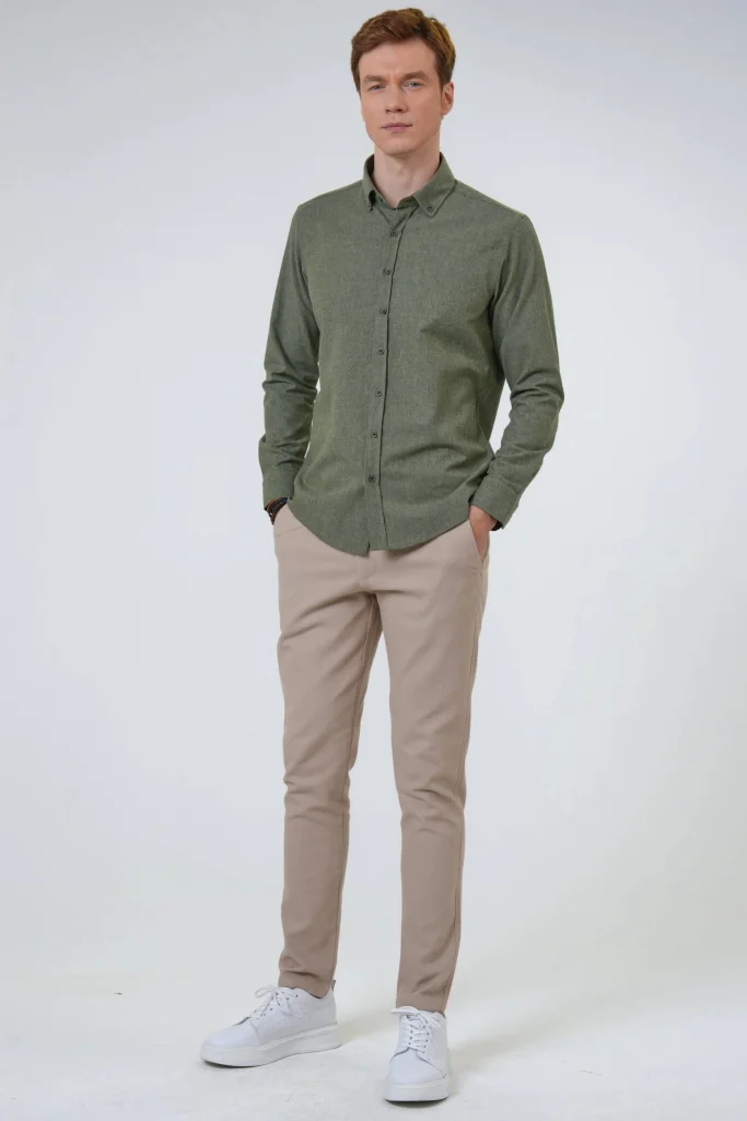 Серо-зеленая классическая рубашка Slimfit с прямым воротником из хлопка и полиэстера, доступна в размерах S, M, L, XL — изображение 2