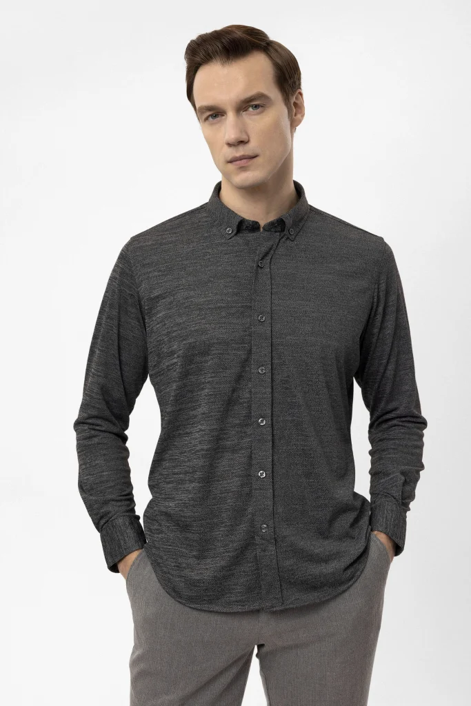 Рубашка с манжетами, модель slim fit, черного цвета, состав: 20% хлопка, 60% полиэстера, 20% вискозы, Турецкое происхождение — изображение 4