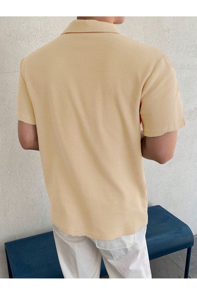 Мужская Oversize футболка с пуговичным поло, 80% хлопок, 20% полиэстер, карман, летняя коллекция, размеры S, M, L, XL, 2XL, цвет бежевый — изображение 5