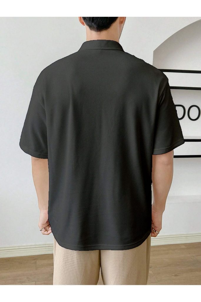 Мужская Oversize футболка с воротником-поло из вафельной ткани, 80% хлопок, 20% полиэстер, карман, летняя коллекция, цвет: фюме — изображение 3