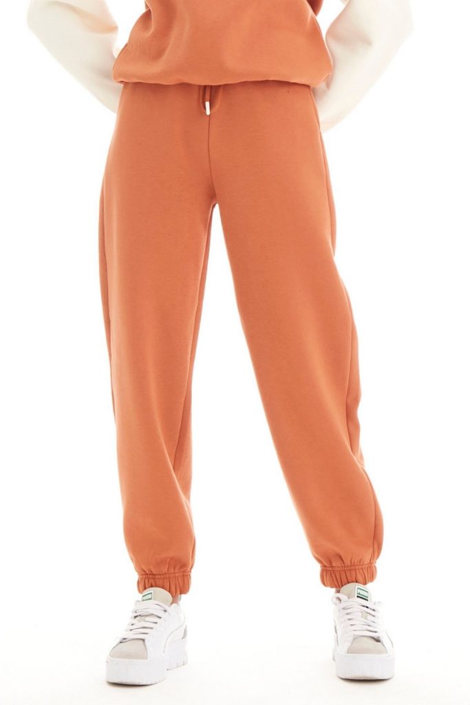 1732176075-ybszt1ifhh-kadin-kahve-renk-uc-iplik-ici-sardonlu-jogger-fit-esofman-alti-8396.jpg