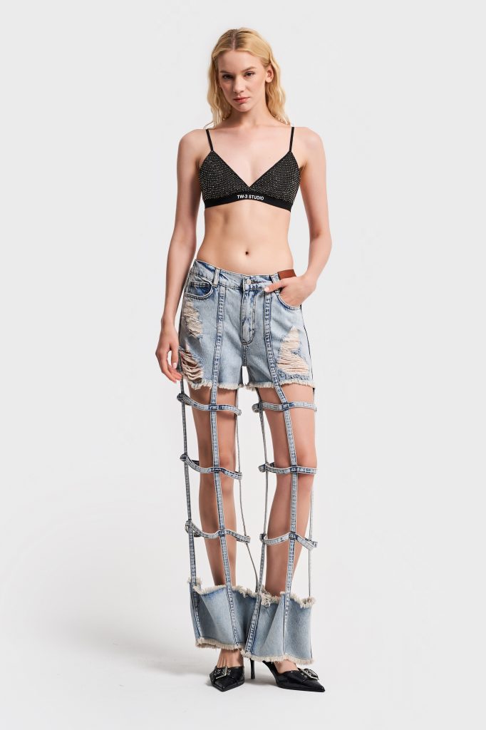 1732176217-4l5iif3oji-kadin-kot-rengi-pencere-detayli-tasarim-denim-16064.jpg