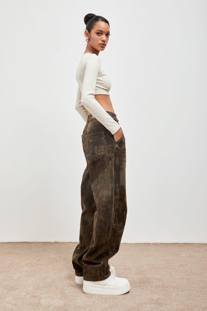 1732176326-1d0n7kgvsz-kadin-koyu-kahve-skater-fit-7w415-ozel-kumas-tasarim-denim-18196.jpg