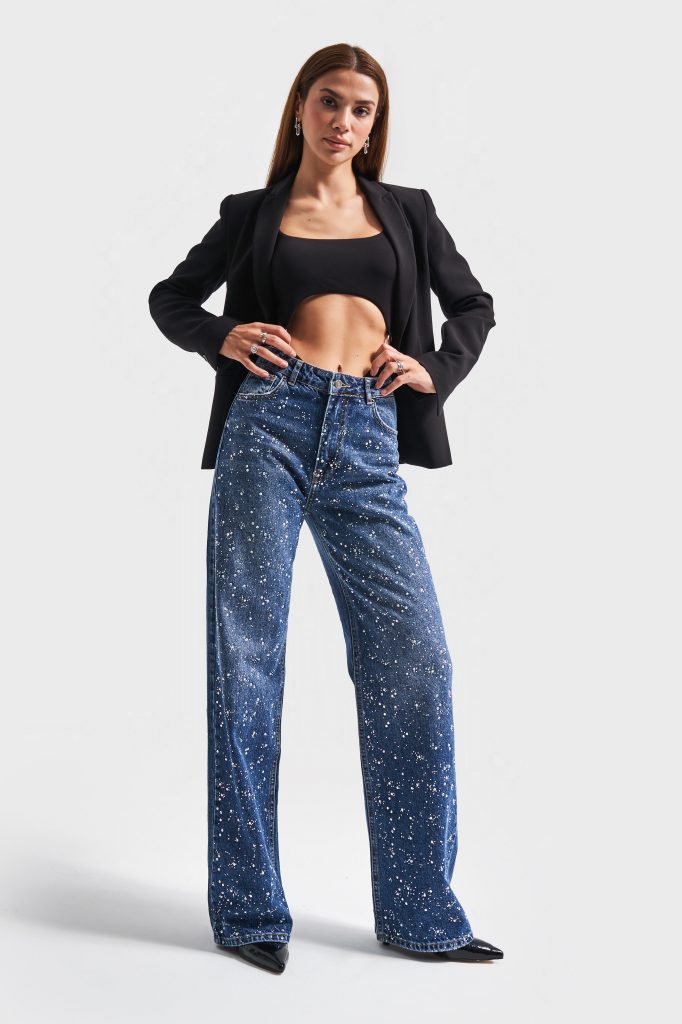 1732176358-kdkikgympo-kadin-koyu-mavi-renk-2w45-yapistirma-parlak-tasli-straight-fit-tasarim-denim-18715.jpg