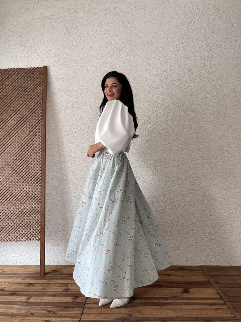 Платье а-силуэта из поплина весеннего зеленого цвета, размеры 36-38, 40-42 и 44-46, высокая качество, легко стирается и гладится — изображение 2